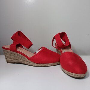 Dream Pairs Red Wedge Heels, Like New, Size 6.5  {CH}
